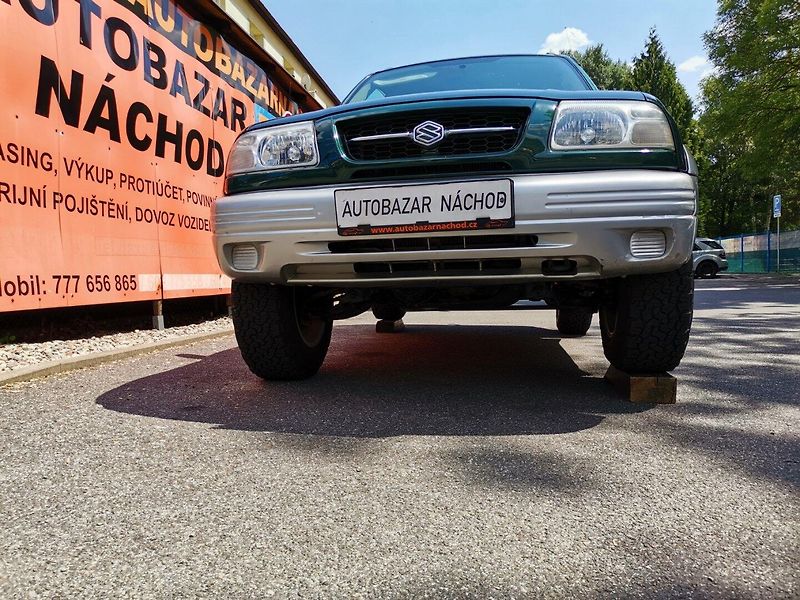 Suzuki Grand Vitara (1998) 2.5i V6 106kw 4x4 Offroad TOP! - fotka 31 z 35