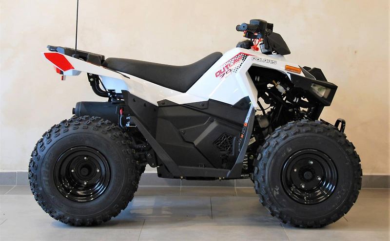 Polaris Outlaw 90 (2026) Outlaw 70 EFI - fotka 2 z 25