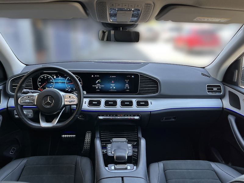 Mercedes-Benz GLE 350d 4MATIC AMG Line - fotka 14 z 21