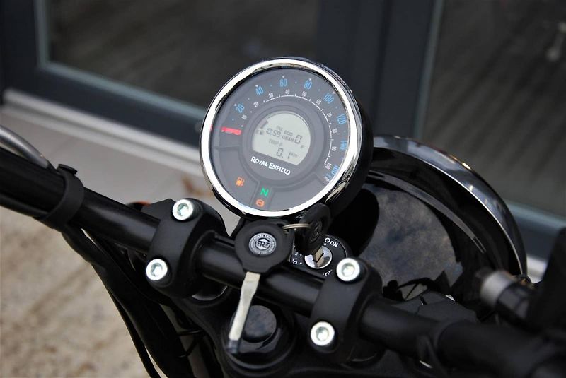 Royal Enfield Meteor 350 (2026) 350 Meteor - fotka 17 z 25