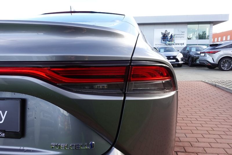 Toyota Mirai Fuel cell Comfort - fotka 28 z 29