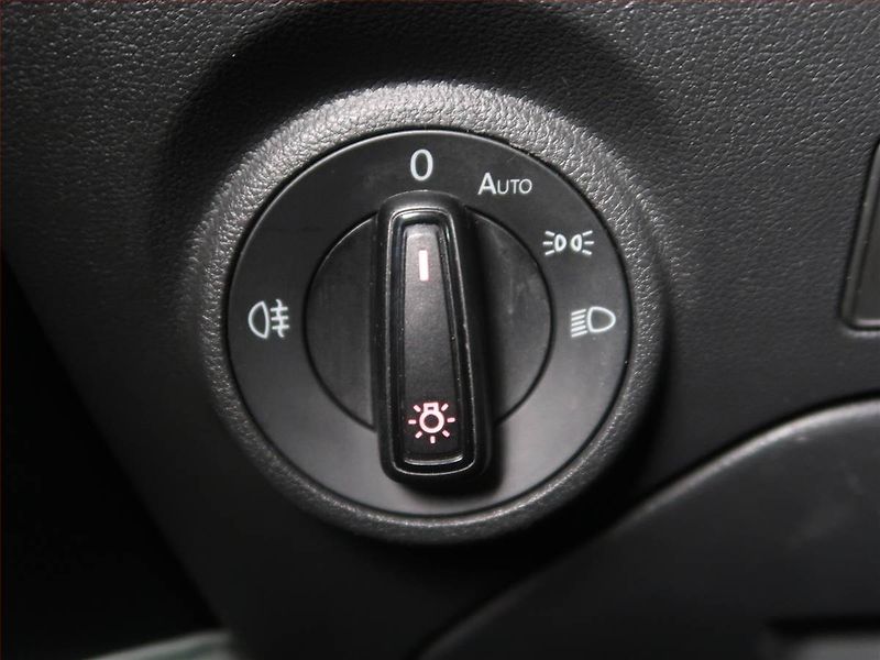 Seat Leon (2014) 2.0 TSI Cupra 280, Automat - fotka 16 z 17