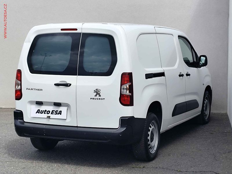 Peugeot Partner (2021) 1.5HDi MAXi, Premium, AC - fotka 4 z 22