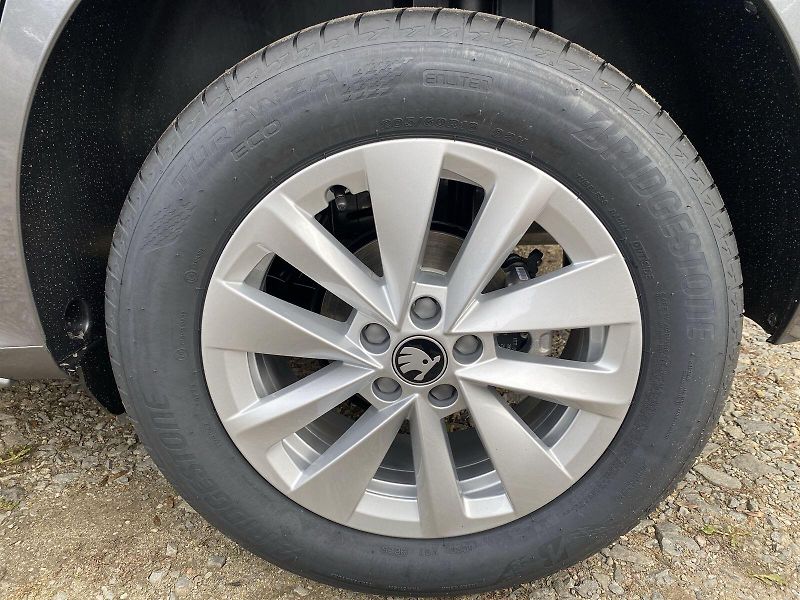 Škoda Kamiq (2026) 1,0 TSI 85 kW DSG Top Selectio - fotka 15 z 32