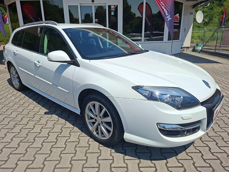 Renault Laguna (2013) 2.0dCi 110kW BLACK EDITION - fotka 1 z 38