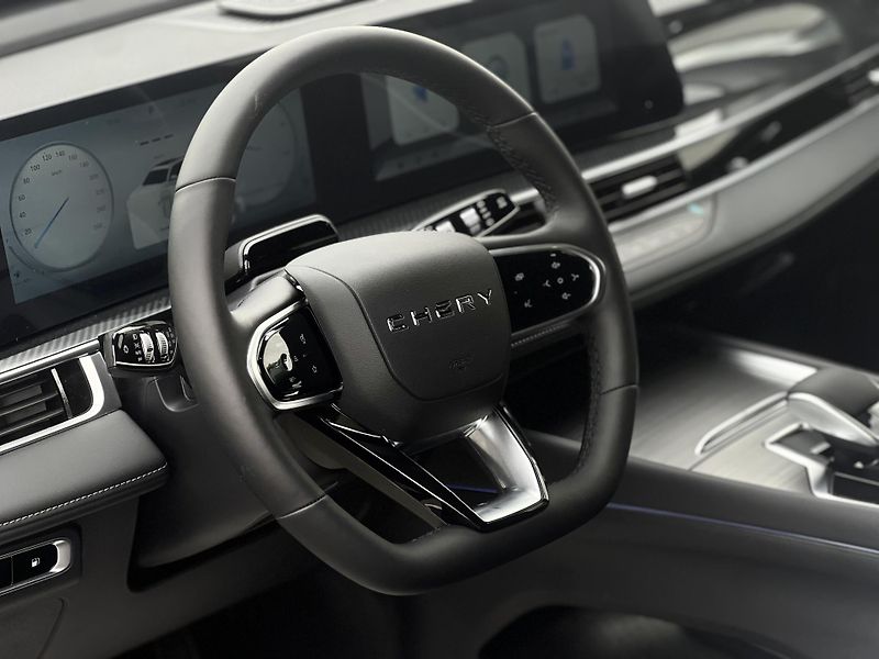 Chery Tiggo 7 PHEV (2026) UNIQUE 1.5 T-GDI  - fotka 9 z 29