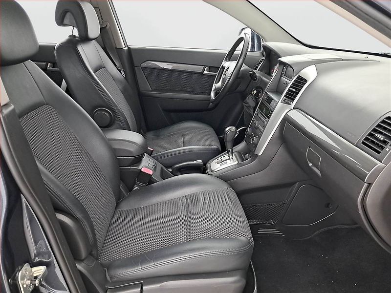 Chevrolet Captiva (2009) 2.0 D, 4X4, Automat, Tempomat - fotka 9 z 17