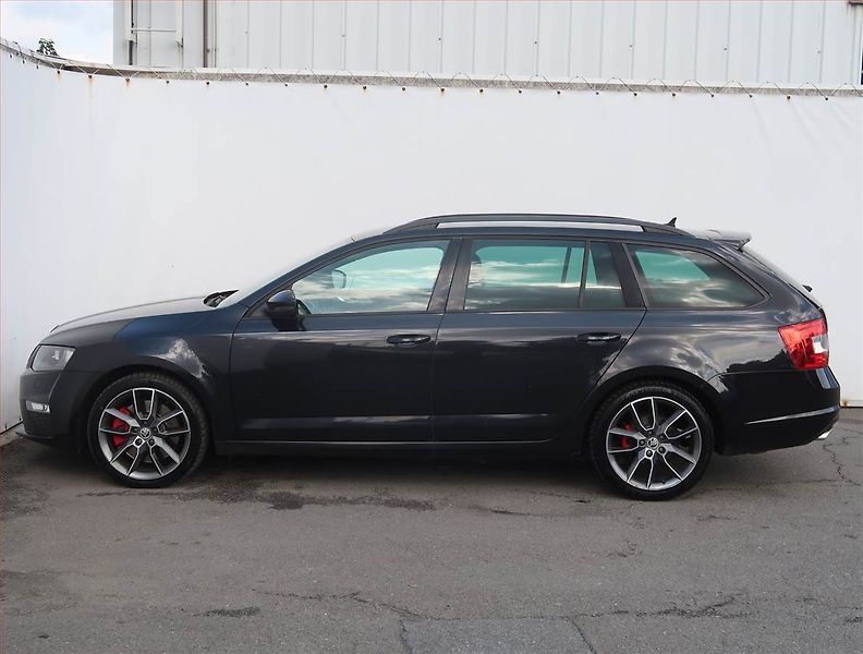Škoda Octavia (2013) RS 2.0 TSI, Automat - fotka 3 z 23