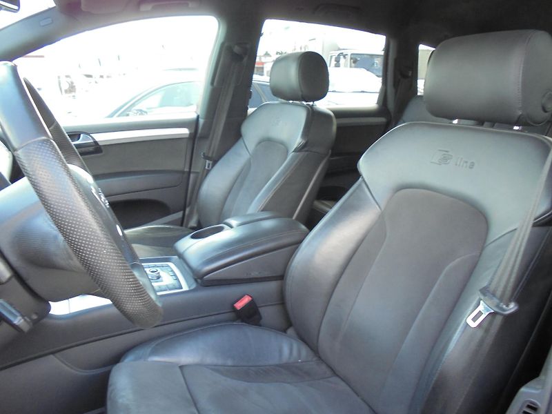 Audi Q7 (2010) 3.0 TDI S-LINE- 4x4- NAVI- DVD - fotka 10 z 12