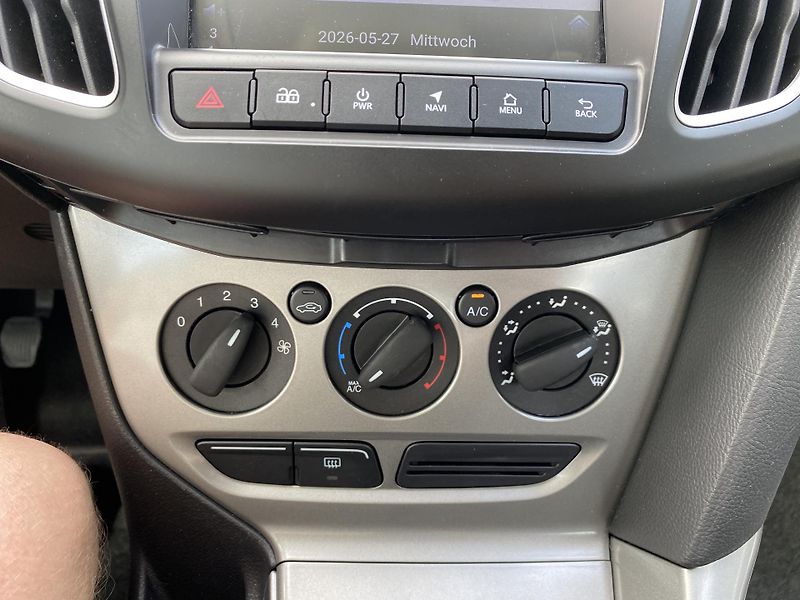 Ford Focus 1.6i 77kW - KLIMA - 118 000KM - fotka 24 z 39