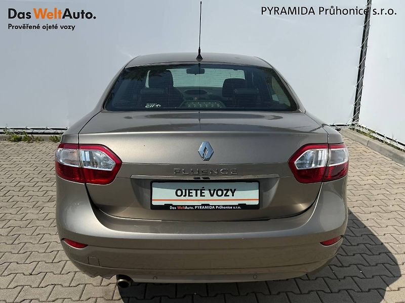 Renault Fluence (2015) 1.6 16V 82 kW Limited - fotka 7 z 20