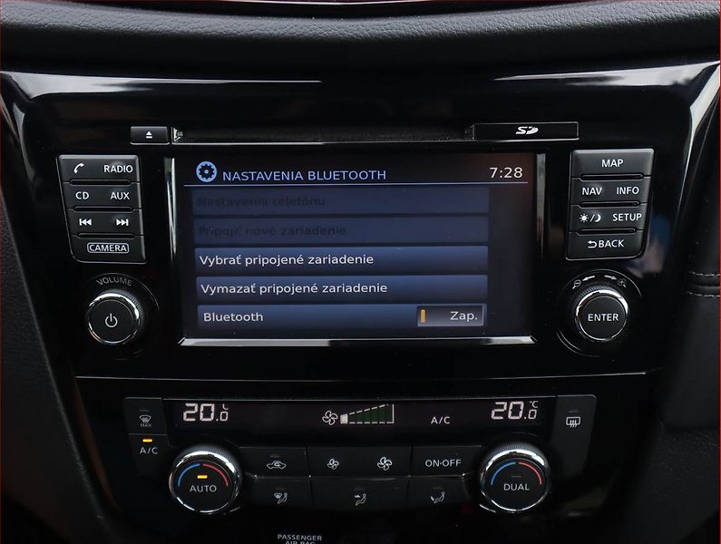 Nissan X-Trail (2019) 1.6 DIG-T, Serv.kniha, Navi - fotka 17 z 21