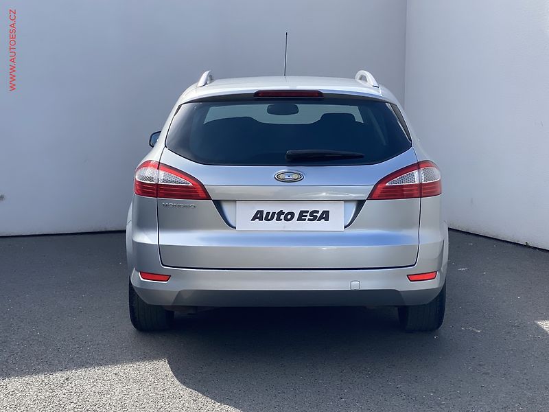 Ford Mondeo (2008) 2.0 i, ČR, Ghia, +kola - fotka 5 z 16