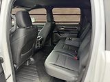 Dodge RAM (2024) +HEMI+HEAD UP+OFFROAD PAKET+ - náhled 12