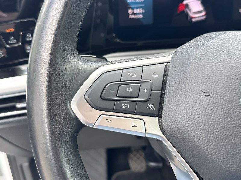 Volkswagen Golf (2022) 2.0 TDI Variant Life - fotka 13 z 30