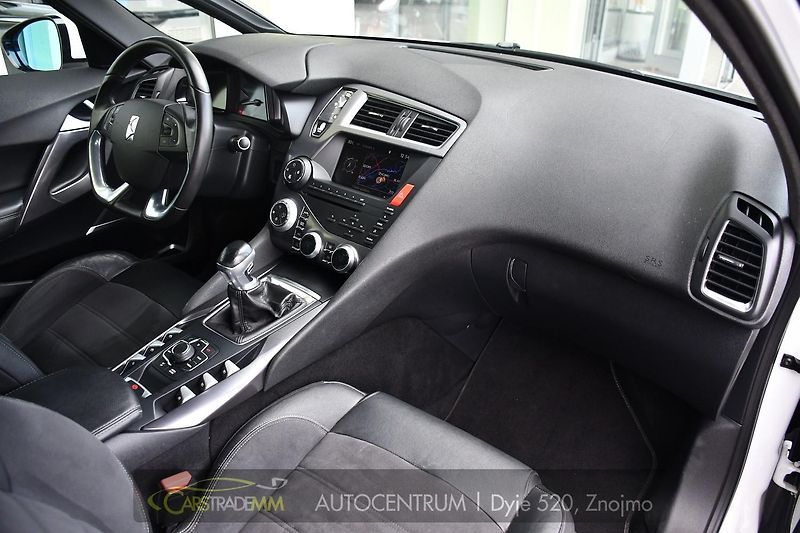Citroën DS5 2.0HDi PANORAMA KESSY - fotka 15 z 46