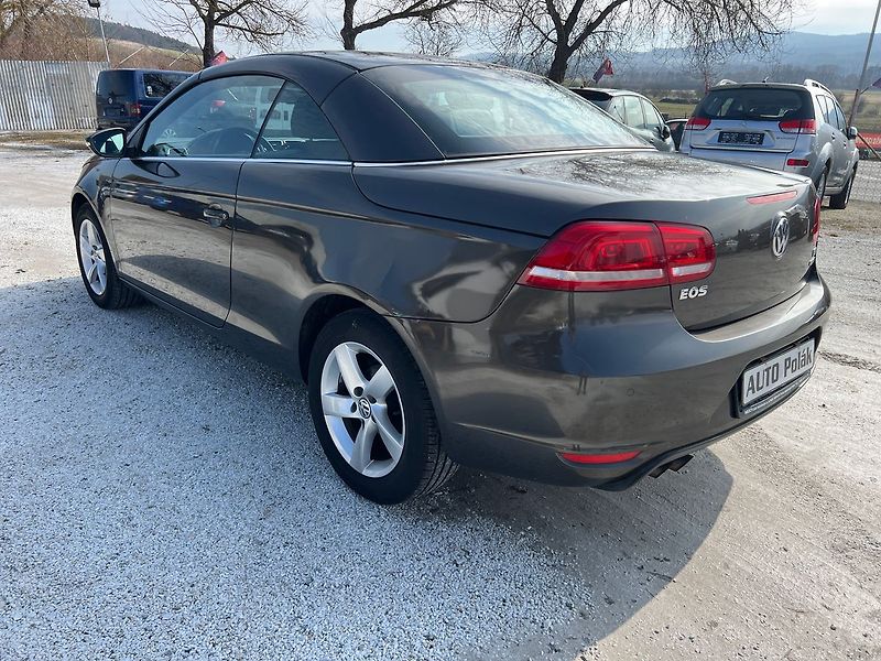 Volkswagen EOS 1.4i 16V - fotka 13 z 14