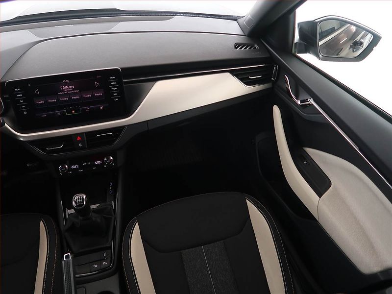 Škoda Kamiq (2019) Style 1.6 TDI - fotka 8 z 27