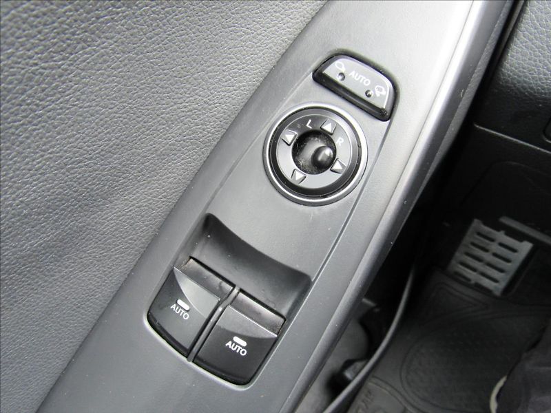 Hyundai i30 1,6 Turbo 137kW - fotka 26 z 35