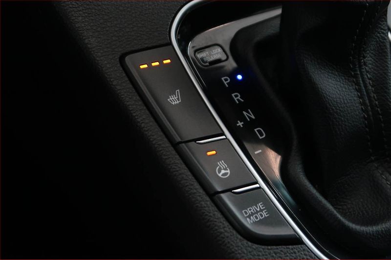 Hyundai i30 (2020) N-Line 1.4 T-GDI, Automat, ČR - fotka 15 z 18