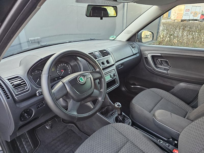 Škoda Fabia 1.2 TSI 63kW AMBITION,TEMPOMAT - fotka 15 z 37