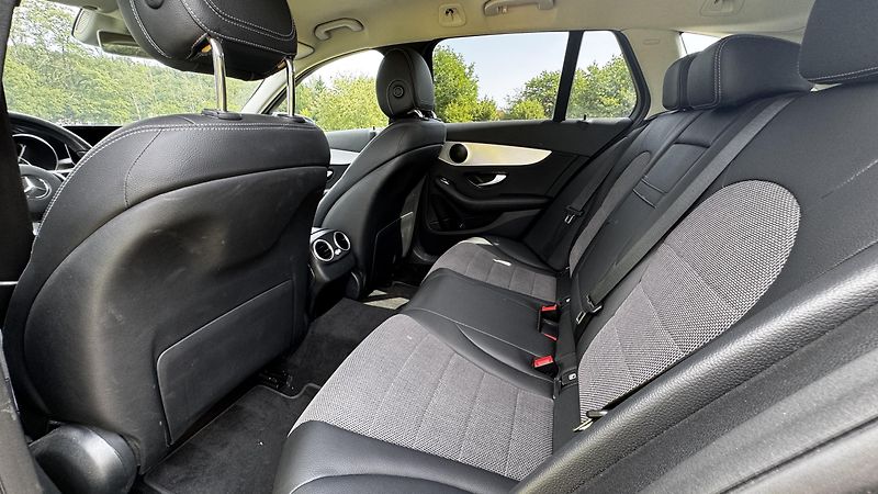 Mercedes-Benz Třídy C (2020) C300d, Biturbo, 9G-Tronic - fotka 12 z 15