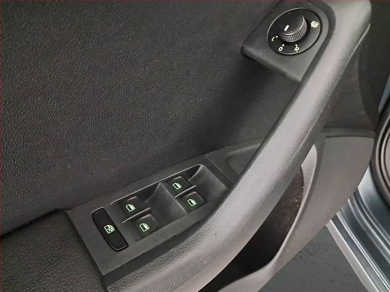 Škoda Octavia (2014) Greenline 1.6 TDI, Navi - fotka 15 z 16
