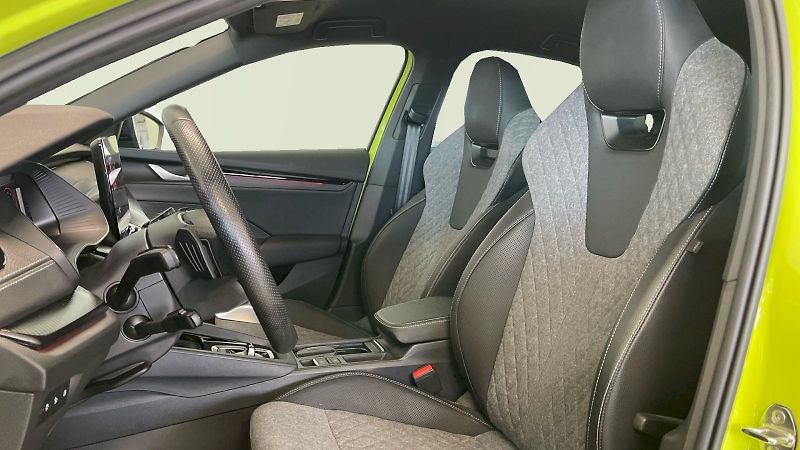 Škoda Octavia (2025) Sportline m-HEV 1.5TSI 110kW D - fotka 11 z 35