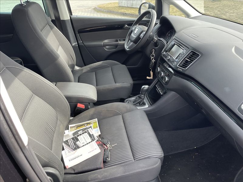 Seat Alhambra 1,4 TSi 110kw Automat 7míst GP - fotka 12 z 33