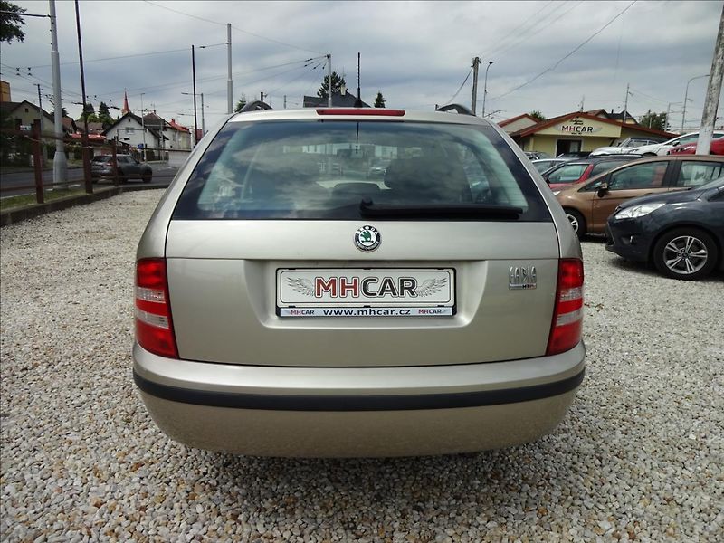 Škoda Fabia I 1,2i 47kW Combi - fotka 5 z 43