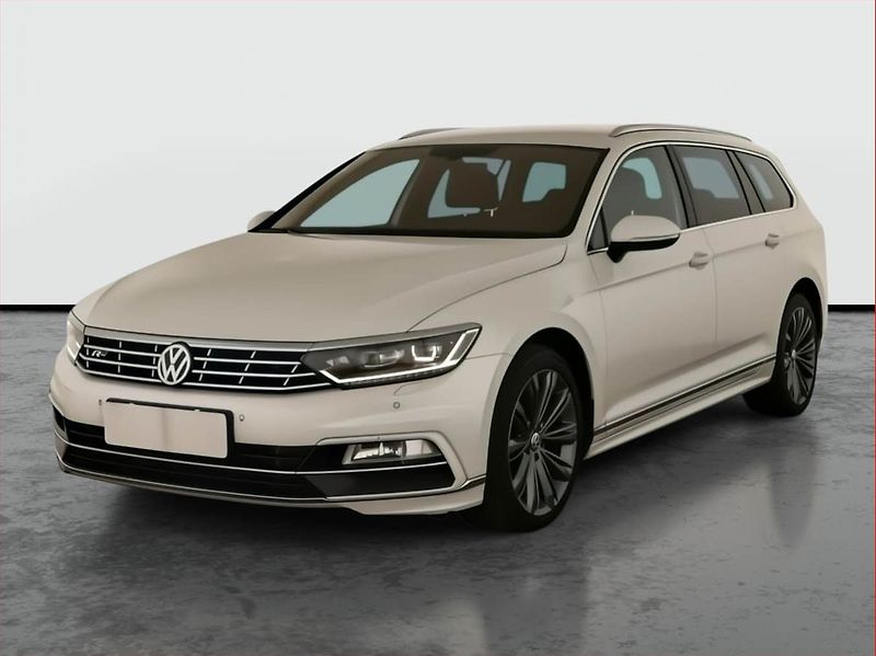 Volkswagen Passat (2019) R-Line 2.0 TDI, 4X4, Automat - fotka 2 z 16