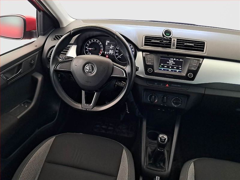 Škoda Fabia (2016) 1.4 TDI, Xenony - fotka 7 z 14