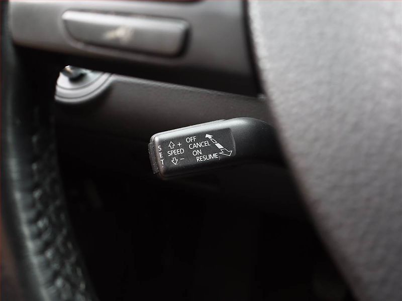 Volkswagen Passat CC (2010) 2.0 TDI, jezdí výborně - fotka 13 z 15