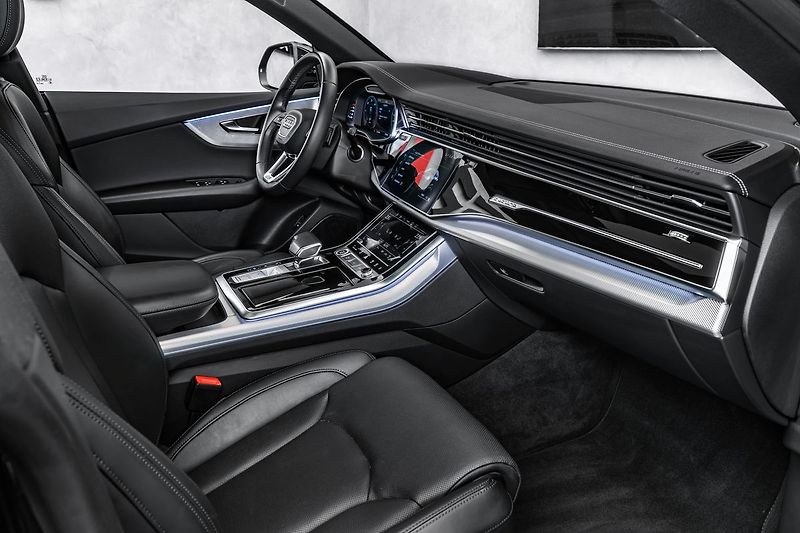 Audi Q8 - fotka 12 z 23