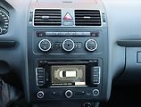 Volkswagen Touran (2013) 1.6 TDI, Automat, Navi - náhled 12