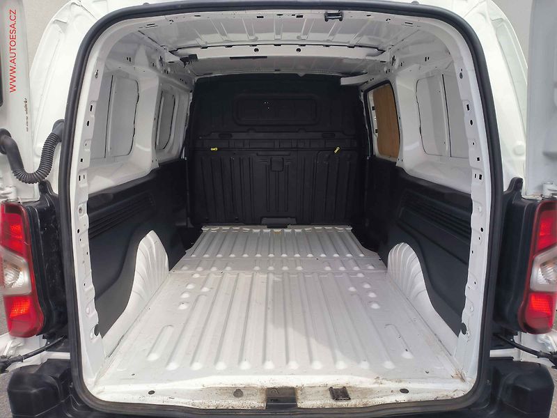 Citroën Berlingo (2020) 1.5HDi MAXi, AC, tempo, navi - fotka 7 z 26