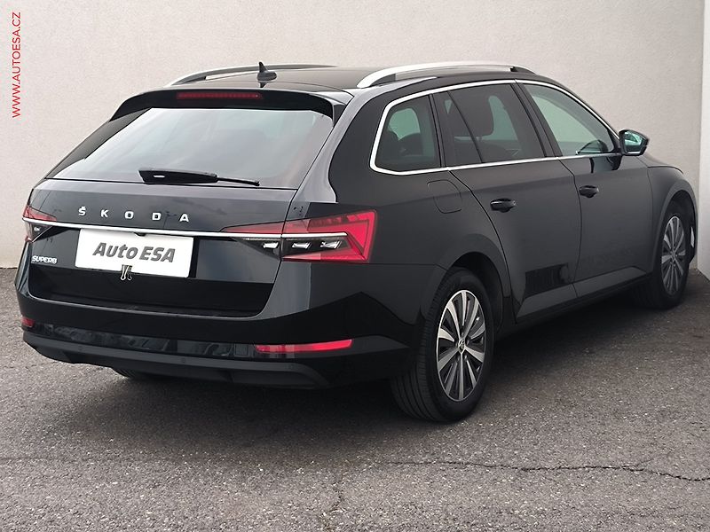 Škoda Superb (2019) 1.5 TSi, Style, DSG, +ALU - fotka 4 z 33