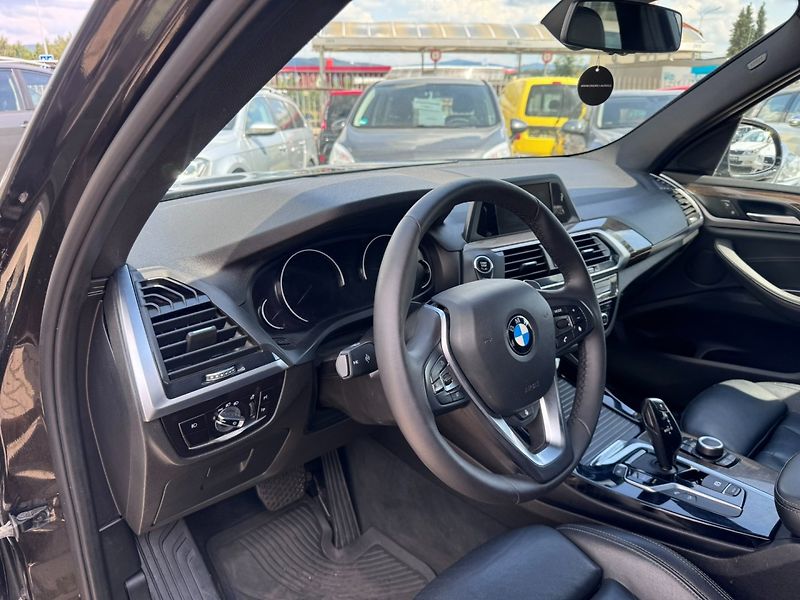 BMW X3 (2018) XDRIVE 2,0i 185 KW STK - fotka 20 z 46