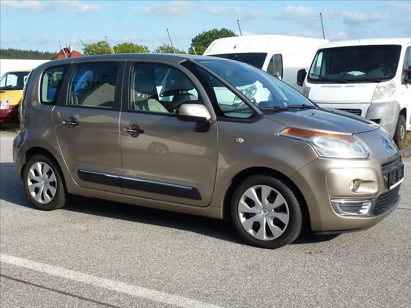 Citroën C3 Picasso 1,6 HDi Exclusive světlá kůže - fotka 5 z 47