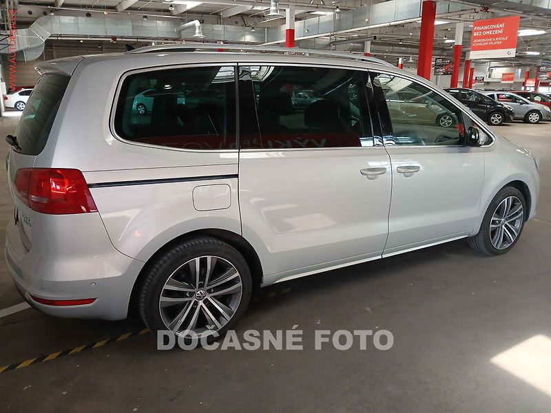 Volkswagen Sharan (2013) 2.0. tdi - fotka 2 z 3