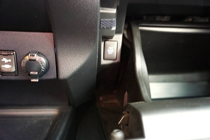 Toyota RAV4 (2015) 110 kW - fotka 41 z 46