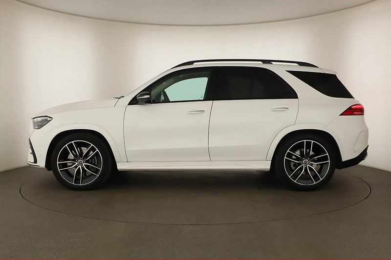 Mercedes-Benz GLE (2025) 450, AMG, Navigace - fotka 3 z 21