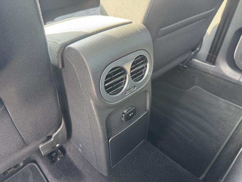 Volkswagen Tiguan 1.4TSi. Rezervace  - fotka 30 z 67