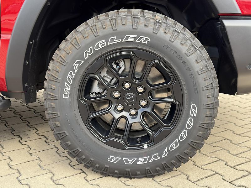 Dodge RAM (2026) 1500 REBEL V8 HEMI 2026 - fotka 13 z 47