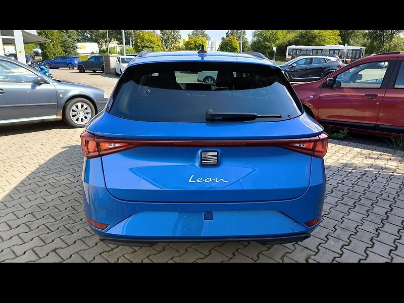 Seat Leon (2026) SP Style 1.5 TSI 115k 6M - fotka 8 z 32