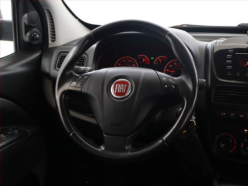 Fiat Dobló (2011) 1.6 MultiJet, 5Míst - fotka 11 z 11