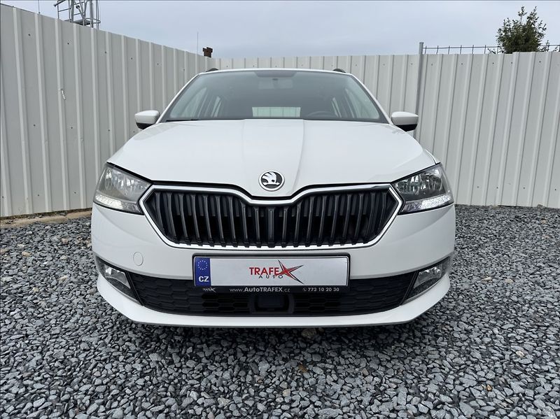 Škoda Fabia 1,0 TSI DPH tažné 1.maj. ČR - fotka 2 z 50