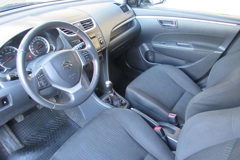 Suzuki Swift 1.2i KLIMA  SADA ALU KOL - fotka 9 z 23