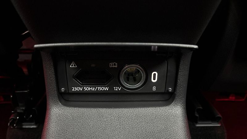 Škoda Kodiaq 2.0 TDI DSG 4x4 Sportline Excl - fotka 23 z 32