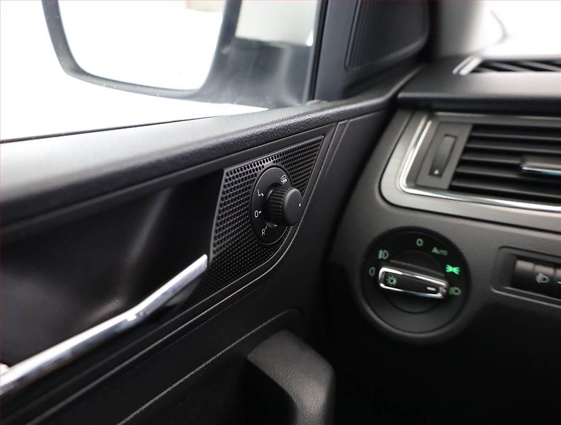 Škoda Rapid (2018) Style 1.0 TSI, Xenony - fotka 15 z 18
